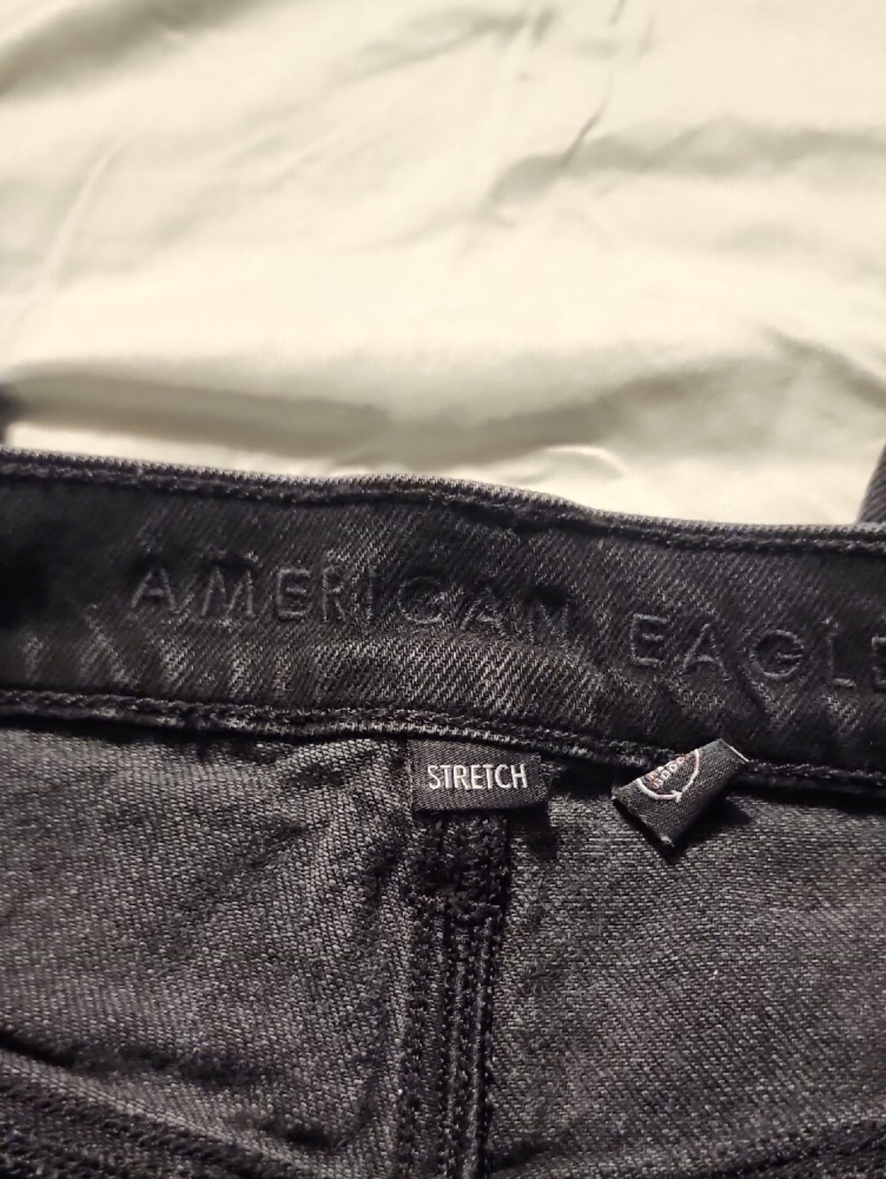 American Eagle Outfitters Black Distressed Skinny Jeans - Picture 3 of 4